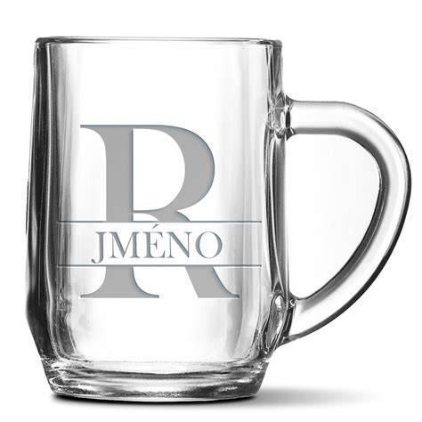 Téma obrázku: pivní půllitr s jménem a gravírováním