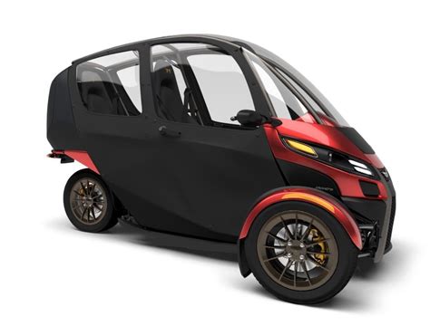 mapa dojezdu Arcimoto SRK v různých konfiguracích baterií