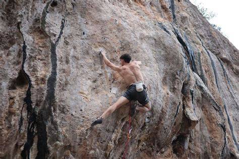 oblasti boulderových balvanů a trailů
