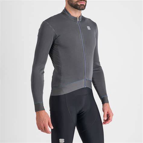 vizuální sada různých cyklo bund Sportful