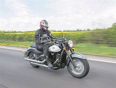 kawasaki vn900 sedlo ilustrace