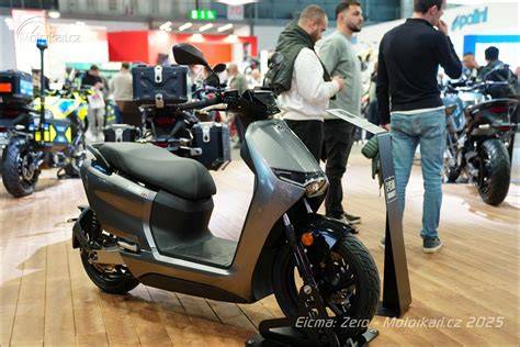 startovací výběr elektrických motorek