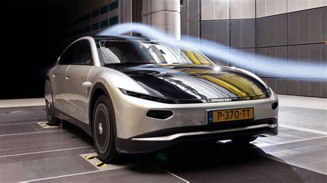 inovativní aerodynamika přilby CONCEPT