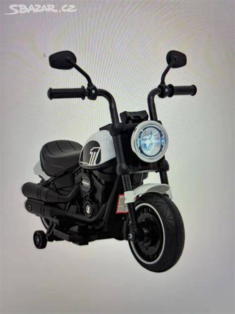 elektricka motorka e-PIT okruh praha zlicin