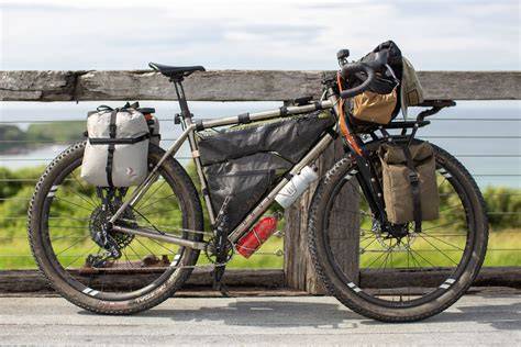bikepacking gravel kola v terénu (schema)