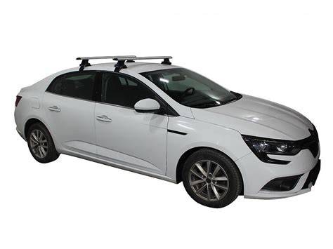 střešní nosiče na Renault Megane IV (foto ilustrační)