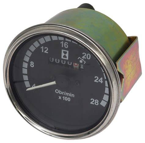 analogový otáčkoměr na motocyklu 8000 RPM