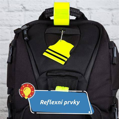 Reflexní prvky na školním batohu