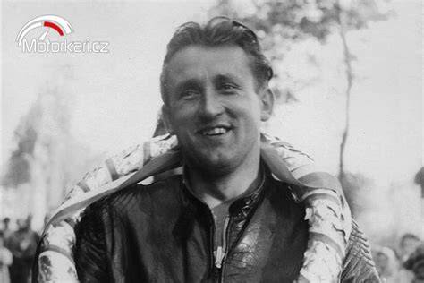 Miroslav Kudrnáč na závodním motocyklu