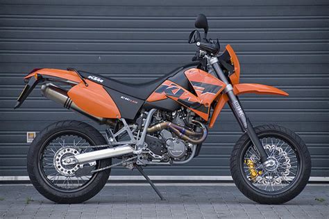 Modely KTM LC4 640 a Supermoto