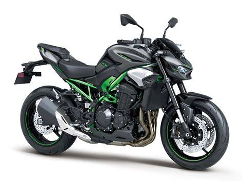 Kawasaki Z650 černý naháč profil