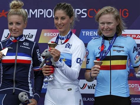 Jolanda Neff závod horských kol cross-country
