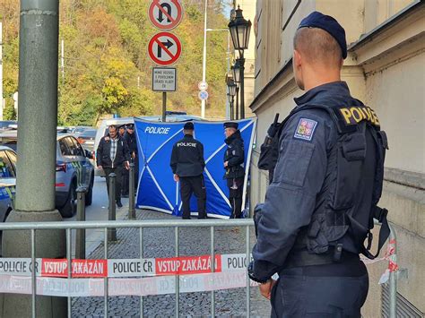 Policejní pronásledování motorkáře v Praze