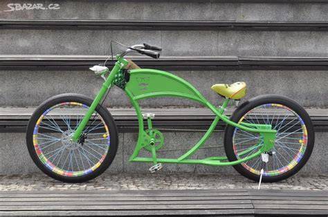 široké zadní kolo chopper kola