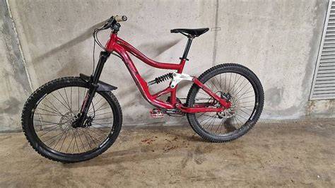 Specialized Big Hit downhill bikepark