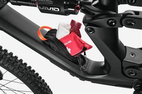 Moderní soutěžní enduro v terénu