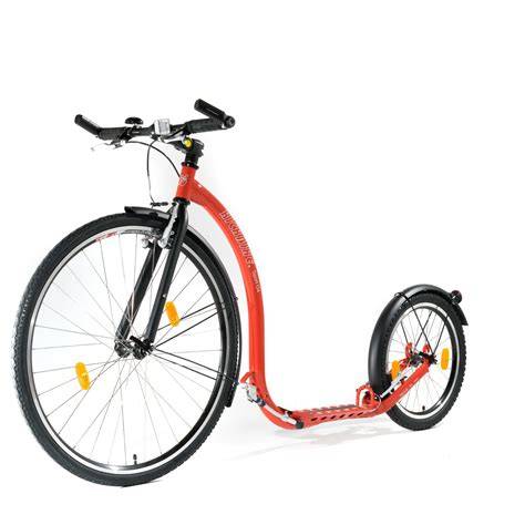 Kickbike Sport G4 na cyklostezce