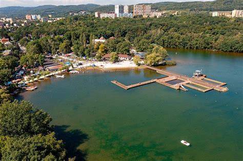 Kamencové jezero cyklostezka Jirkov