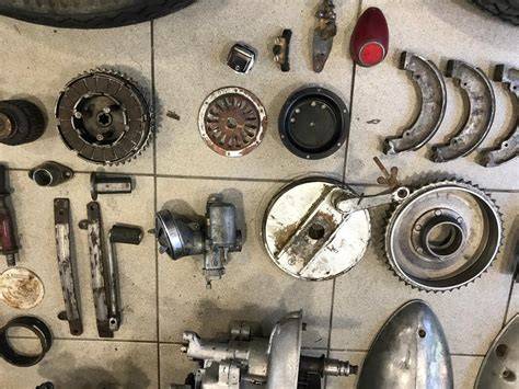 motocyklové náhradní díly motor kola plasty