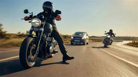 motocykl při redakční jízdě