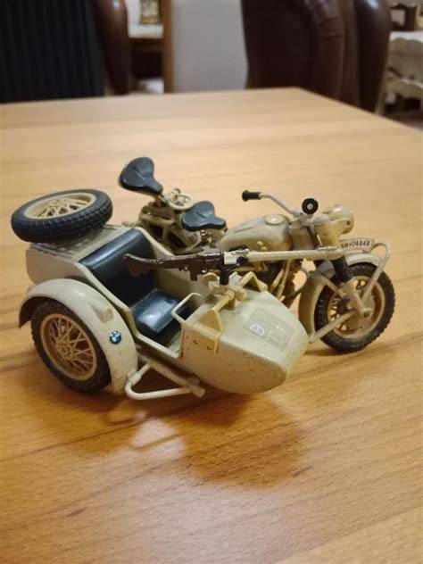 BMW R 60/2 s postranním vozíkem