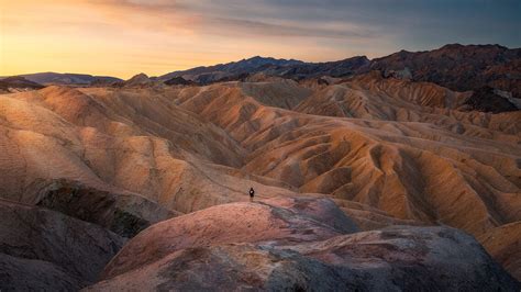 Písečná bouře v Death Valley