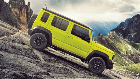 Suzuki Jimny v horském terénu