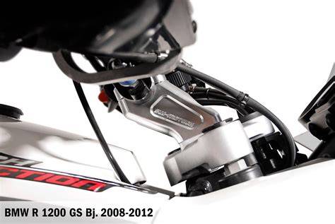 postup instalace SW-Motech adaptérů