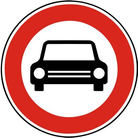 značka zákaz vjezdu motorových vozidel