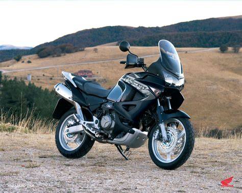Honda Varadero s horním kufrem
