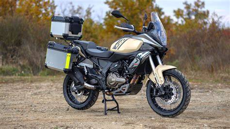 cestovní enduro 125 s kufry