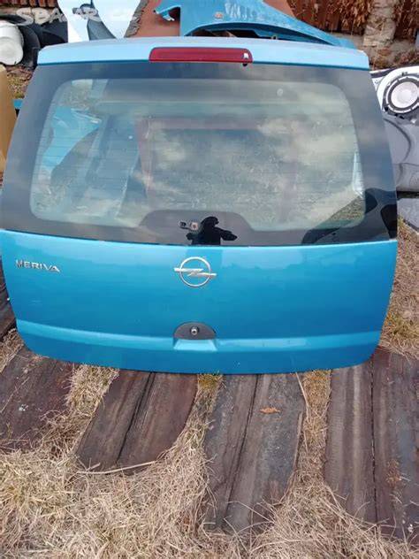 Opel Meriva protisměrné zadní dveře