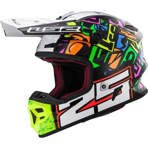 Iván Cervantes v enduro přilbě LS2