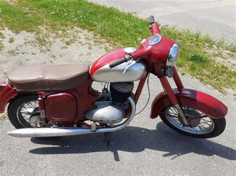 Jawa 250 typ 559 panelka z roku 1964