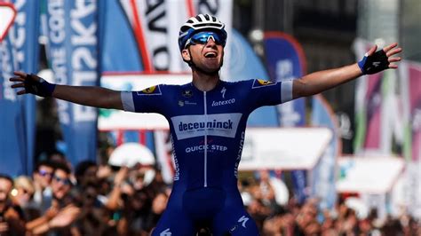 Remco Evenepoel vítězí v San Sebastiánu