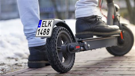 technická kontrola elektrokoloběžky