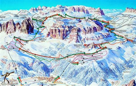 Sella Ronda Dolomity horský okruh