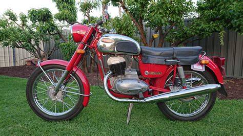 Jawa Californian americký trh