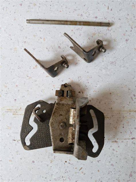 mechanismus řazení Jawa 350 kulisa pružiny