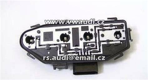 nosič žárovek zadního světla Volkswagen T5