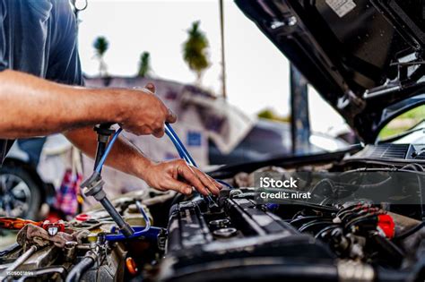 Autoservis Borová oprava automobilu