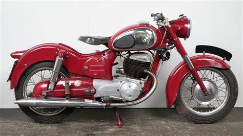 Puch 250 SGS historický motocykl