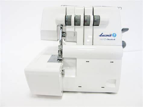 Overlock Lucznik 720 D-4 s nožním pedálem