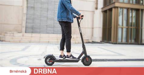 Rám a rozměry kol na elektrické koloběžce