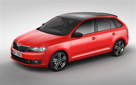 Škoda Rapid Spaceback se střešním nosičem