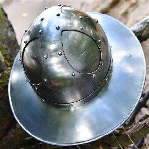 Středověký plechový klobouk kettle hat