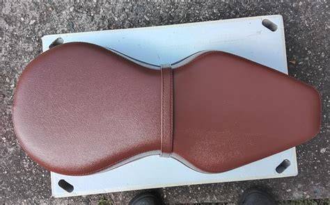 Jawa 250 Kývačka sedlo 1957