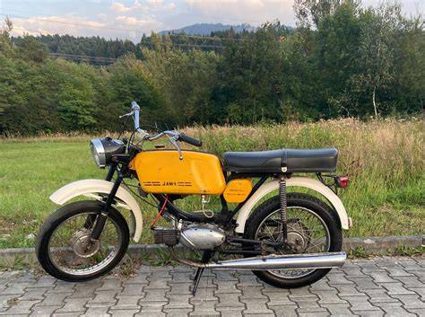 Jawa Mustang 23 pneumatiky 16 palců