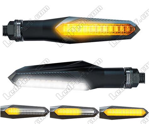 motocykl s integrovanými LED blinkry