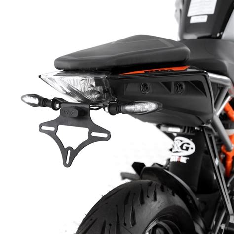 Držák navigace na KTM Duke 390